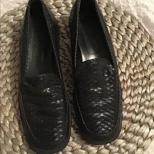 COLE HAAN WOMENS DRIVING MOCASSIN BLACK WOVEN LEATHER SHOES SIZE-7B